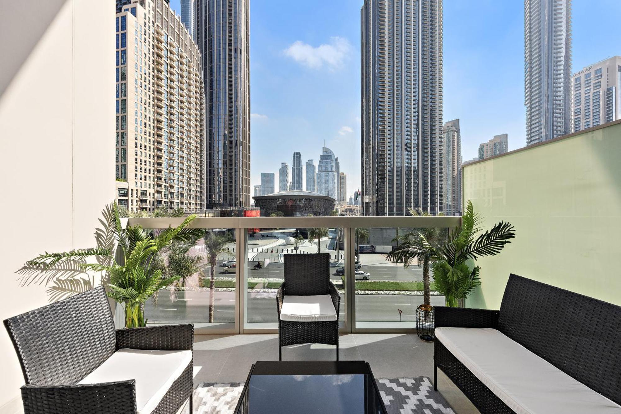 Vayk - Luxury 1 Bd In Downtown Apartment Dubai