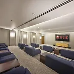Vayk - Luxury 1 Bd In Downtown